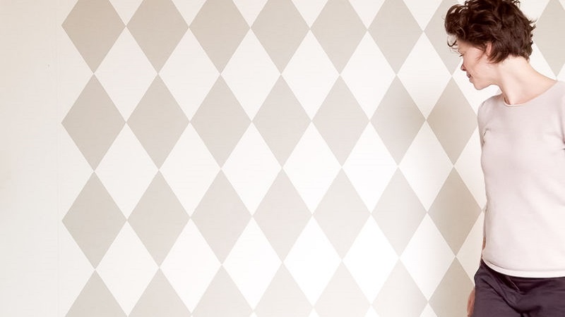 Romby na ścianie - krok 5 - Dulux Wzór rombów na ścianie - Dulux